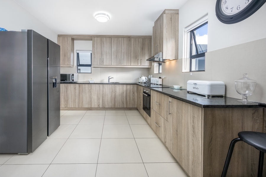 3 Bedroom Property for Sale in Jakarandas Western Cape